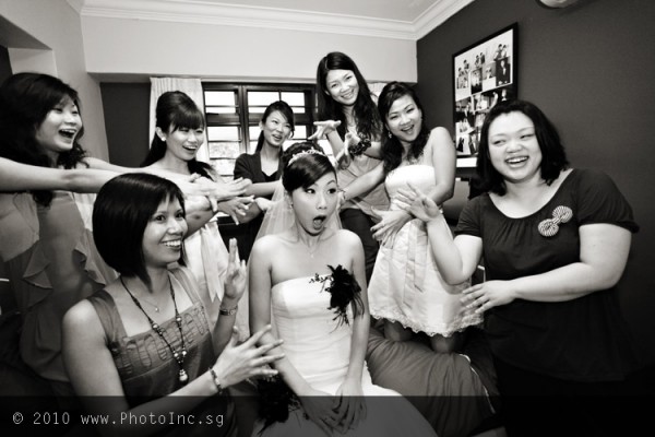 Actual Day Wedding Photography by Singapore Photographer from PhotoInc