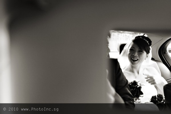 Actual Day Wedding Photography by Singapore Photographer from PhotoInc