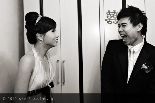 Actual Day Wedding Photography by Singapore Photographer from PhotoInc